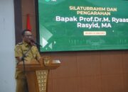 PROF. DR. RYAAS RASYID TEKANKAN KEPEMIMPINAN BERINTEGRITAS DALAM KUNJUNGAN KE KABUPATEN LUWU