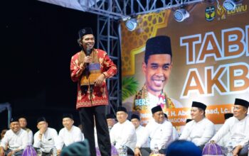 Ribuan Jamaah Padati Lapangan Andi Djemma Belopa, Dzikir dan Tabligh Akbar Bersama Ustadz Abdul Somad