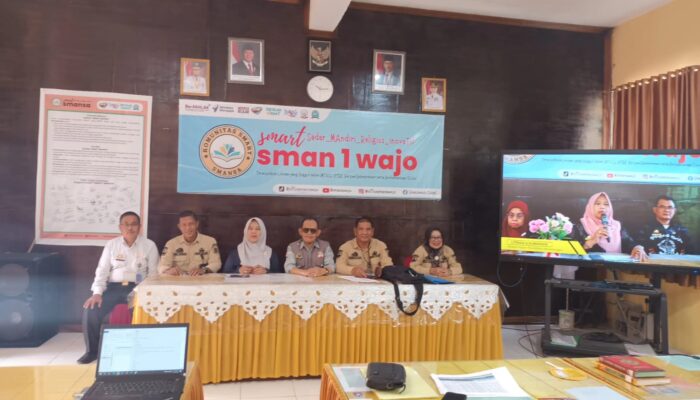 TIM VALIDASI KINERJA KEPALA SEKOLAH KUNJUNGI UPT SMAN 1 WAJO, VALIDASI CAPAIAN 10 PROGRAM PRIORITAS GUBERNUR SULSEL