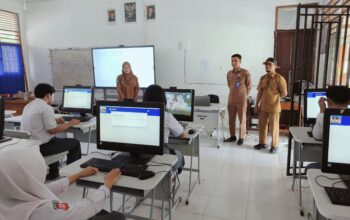 Kasi SMK Cabdis Wilayah XI Sisir Empat Sekolah di Luwu Pastikan TKA Hari Pertama Lancar